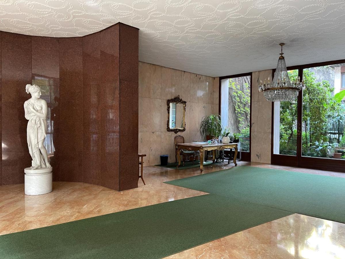 Arco Della Pace Top Apartment Milan Luaran gambar