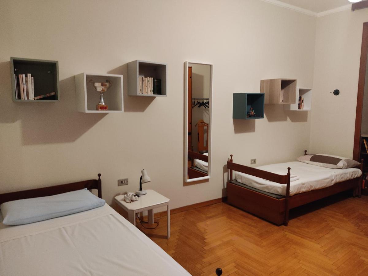 Arco Della Pace Top Apartment Milan Luaran gambar